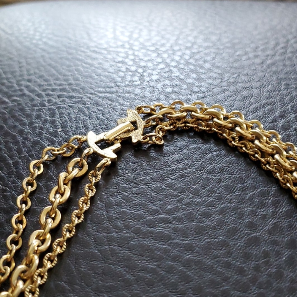 VTG triple strand necklace - Picture 4 of 7